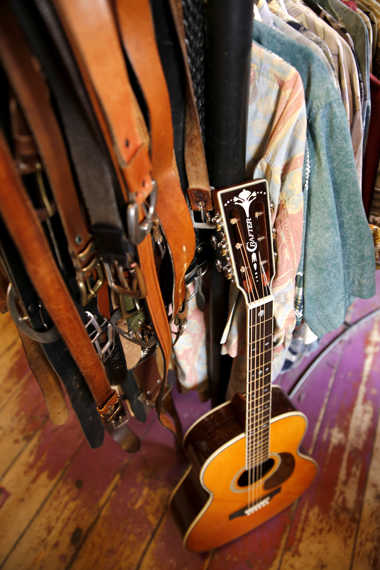 crafter_guitar_shoot_015